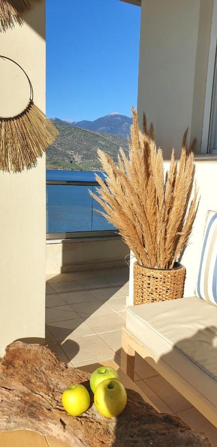 Boho Beach House In Itea-Delphi Екстериор снимка