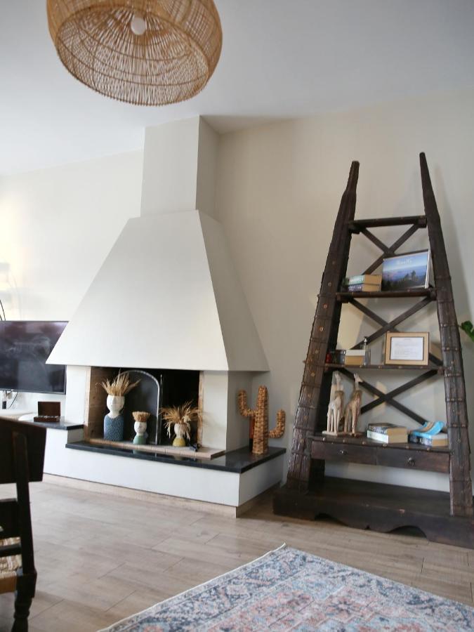 Boho Beach House In Itea-Delphi Екстериор снимка